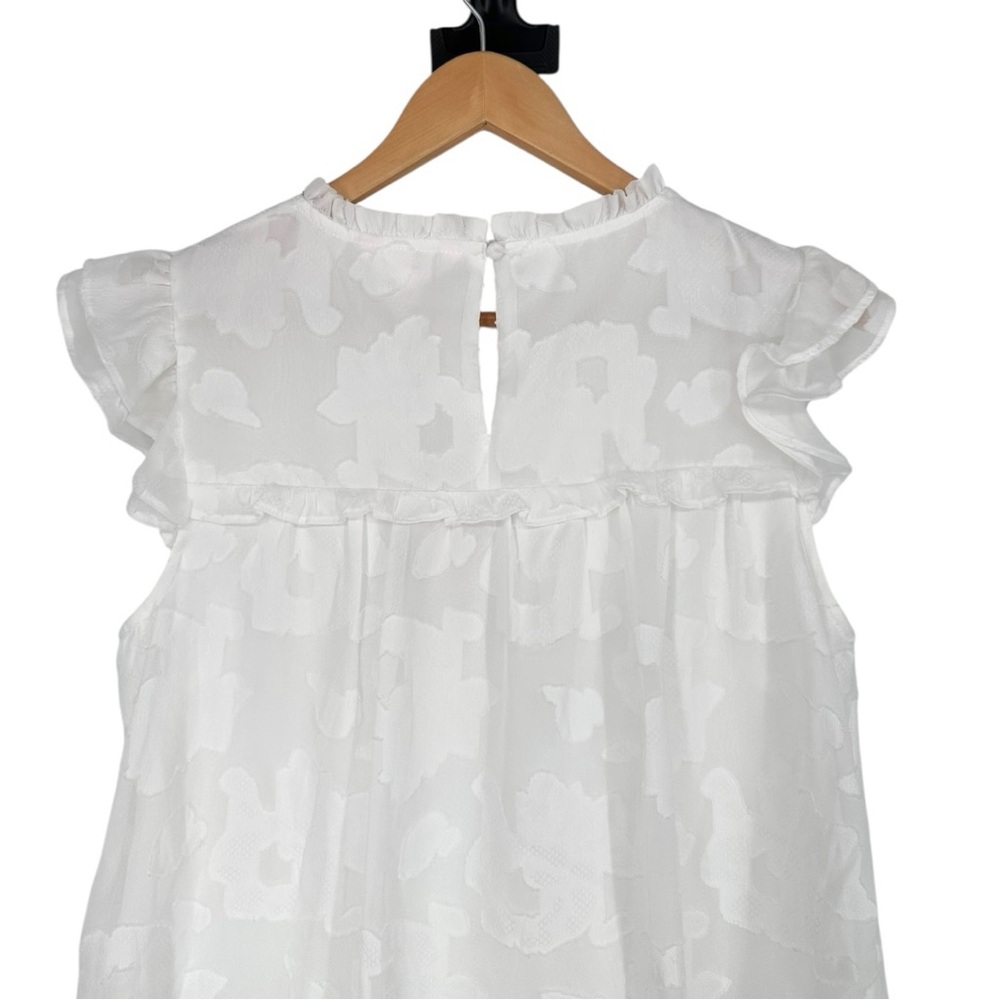 LC Lauren Conrad White Floral Flutter Cap Sleeve Blouse Medium Ruffle Trim Top - Picture 6 of 13